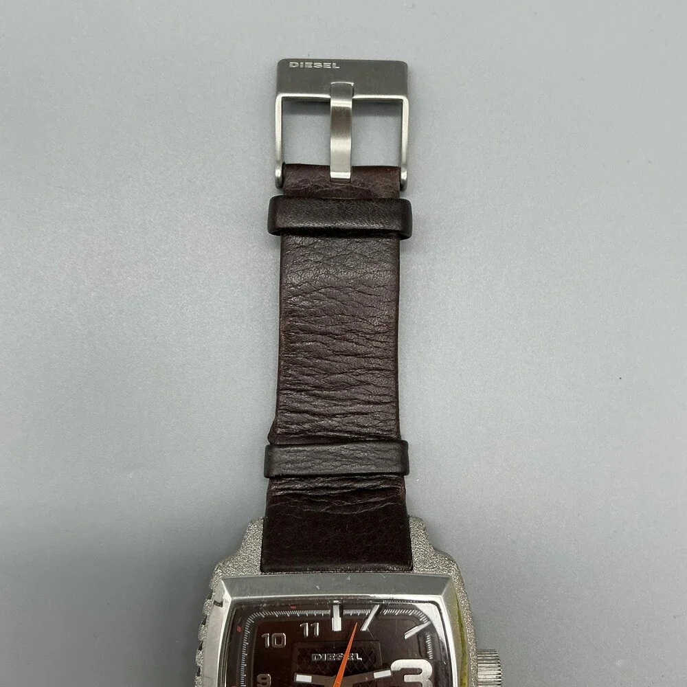 Diesel DZ-1364 Mens Watch 46mm Silver Tone Brown Leather Stainless New Battery